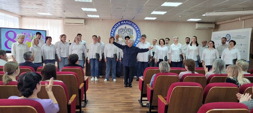 ФНС. Владимир. Канун 8 марта